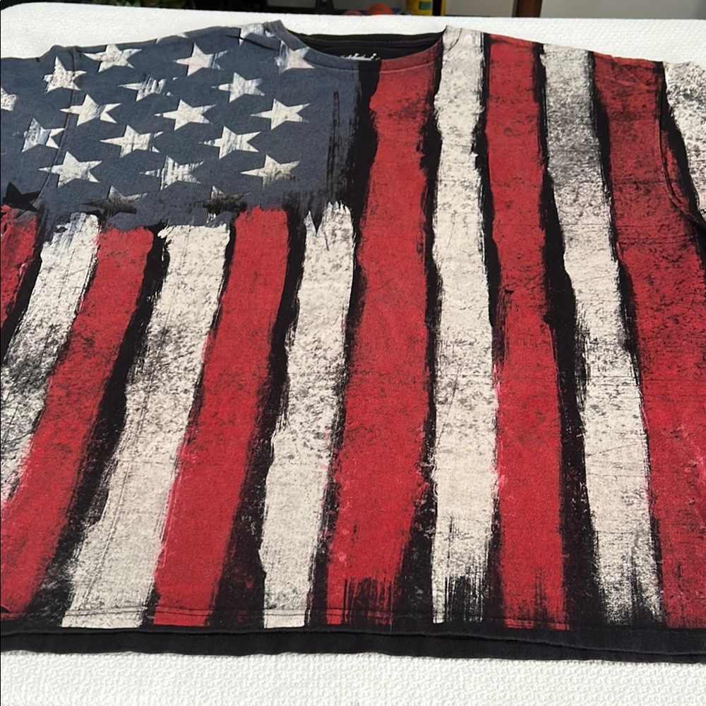 American Flag Graphic T-Shirt